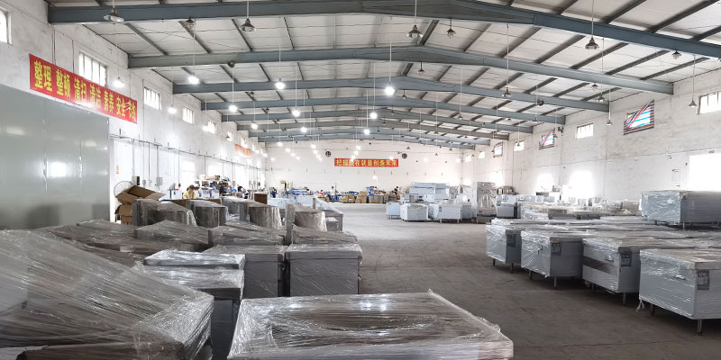 Sở hữu trực tiếp bởi nhà sản xuất