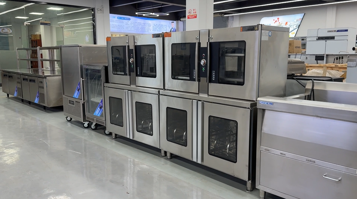 Tủ khử trùng bàn dao: Giải pháp an toàn vệ sinh tối ưu cho mọi bếp